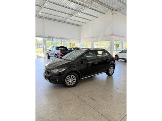 CHEVROLET ONIX 1.4 MPFI ACTIV 8V FLEX 4P AUTOMÁTICO